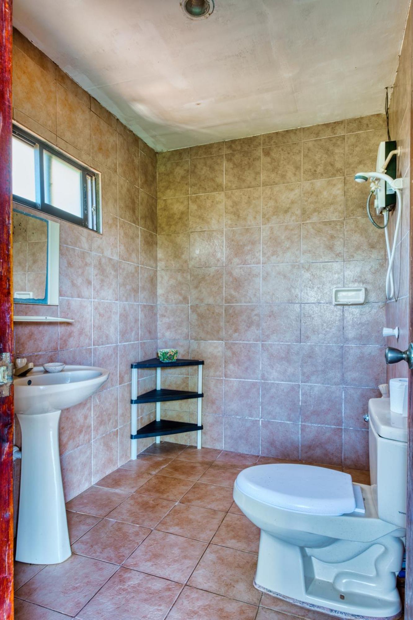 Pilar Pilapil Beach Resort Daanbantayan エクステリア 写真