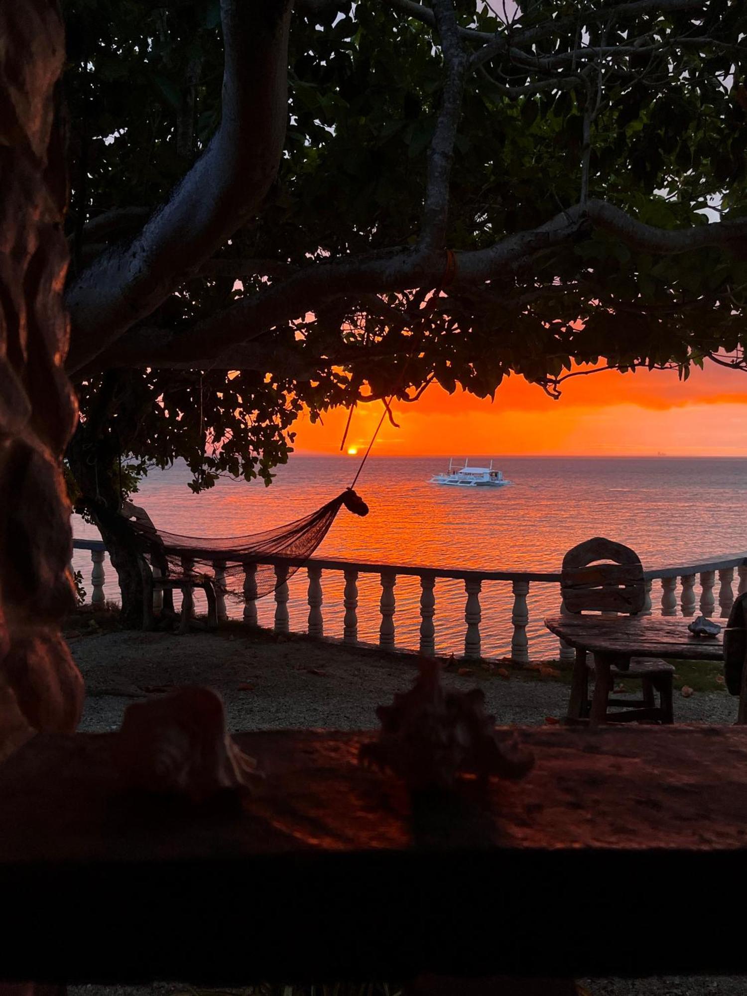 Pilar Pilapil Beach Resort Daanbantayan エクステリア 写真
